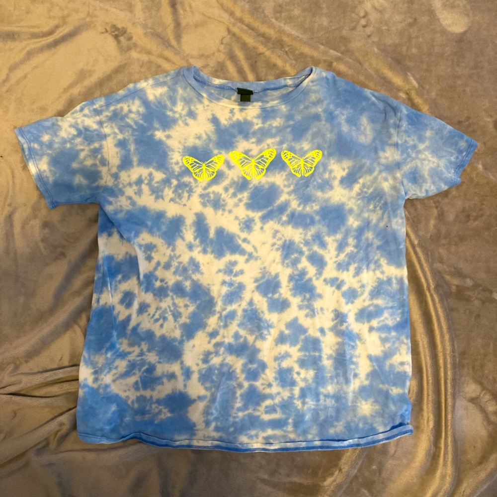 T shirt by Wilde Fable